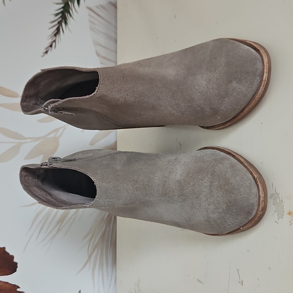 Jeffrey Campbell Kamet 2 Taupe Suede Ankle Booties, Sz 8, Boho, Scandi, Leather - Picture 5 of 11